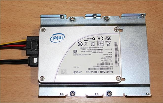 Как установить SSD диск: диск в салазках Как установить SSD диск: диск в салазках
